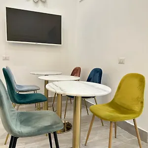 Maison M Boutique Nápoles