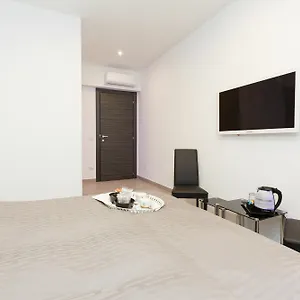 Domus Arena 2* Roma